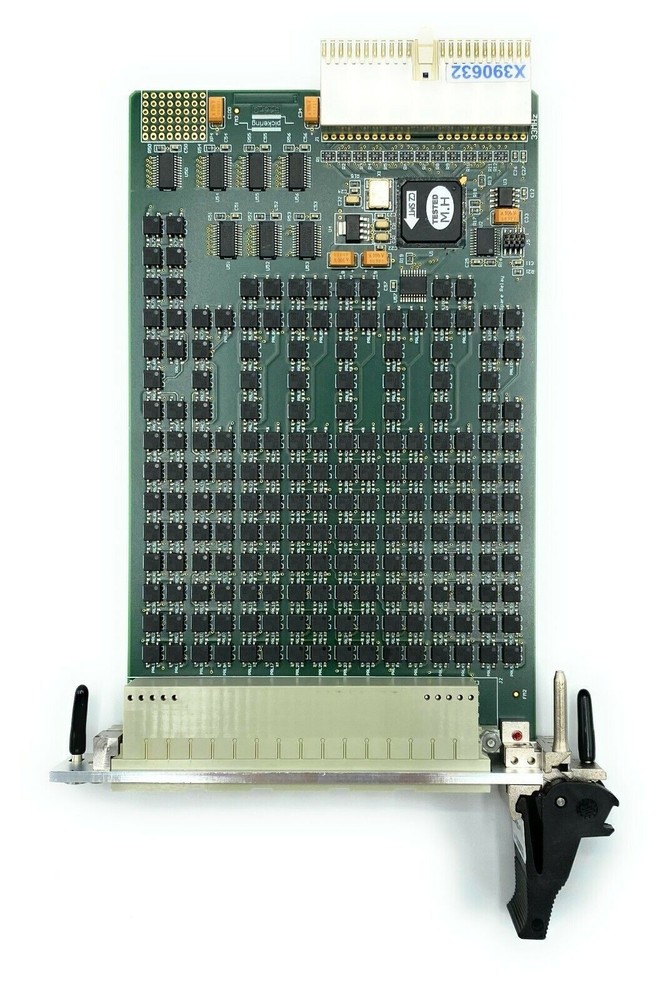 Pickering 40-682-002 PXI Solid State Versatile Multiplexer