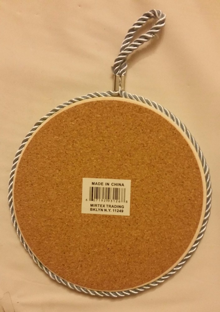 1 WALL DECORATIVE ROUND PLAQUE w/cork back, 7 ", ROOSTER # 2