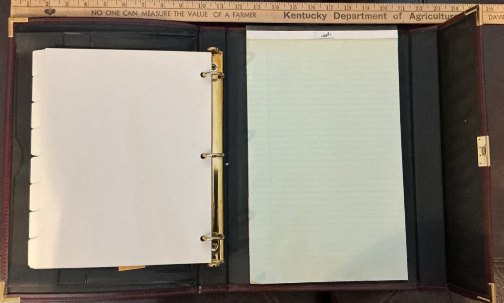 Profesional Trifold Notebook lockable with key