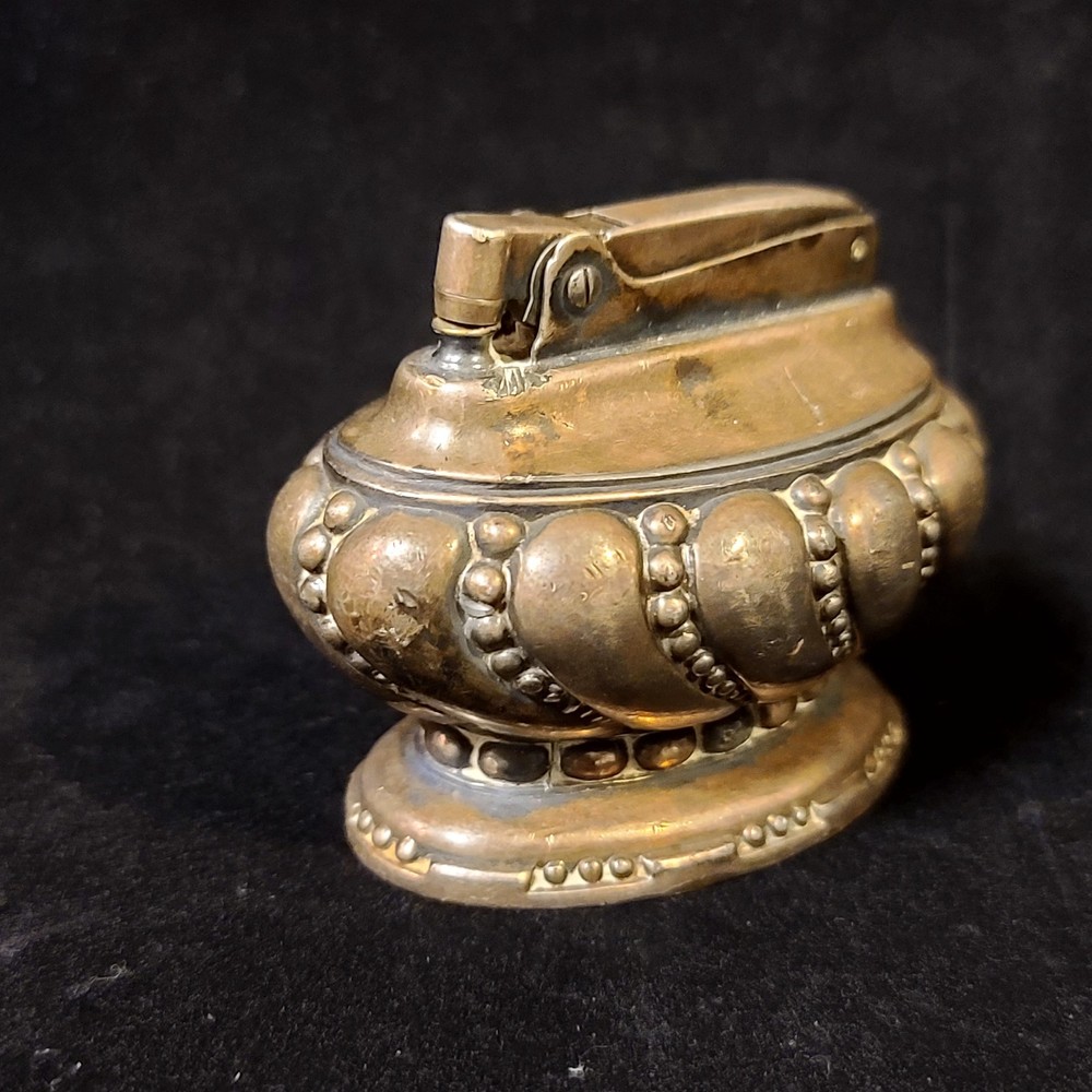 Vintage Ronson "CROWN" Table Lighter Silver Plate USA