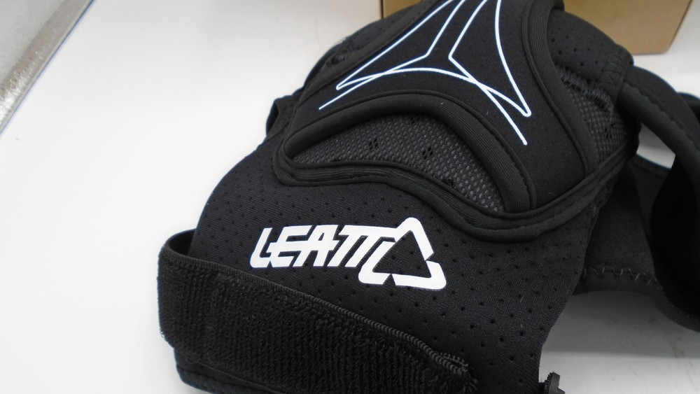 Leatt Left Shoulder Brace (Black, Large/X-Large)