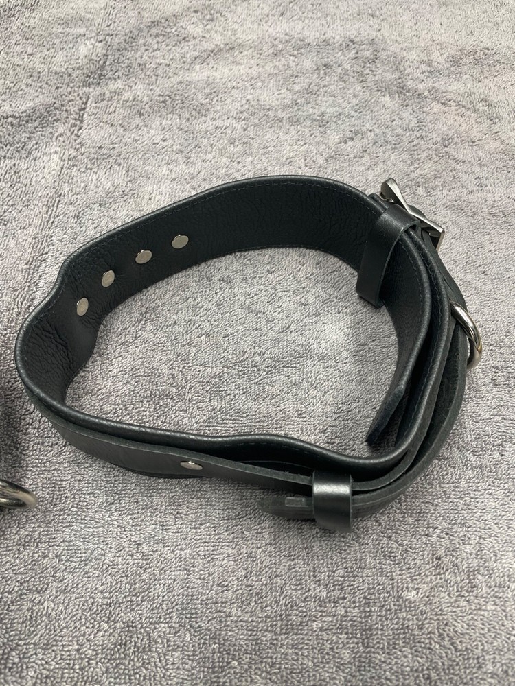 STRICT LEATHER THIGH CUFFS Heavy Mr S Fetters