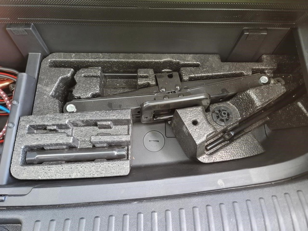 SORENTO   2016 Jack 2291780