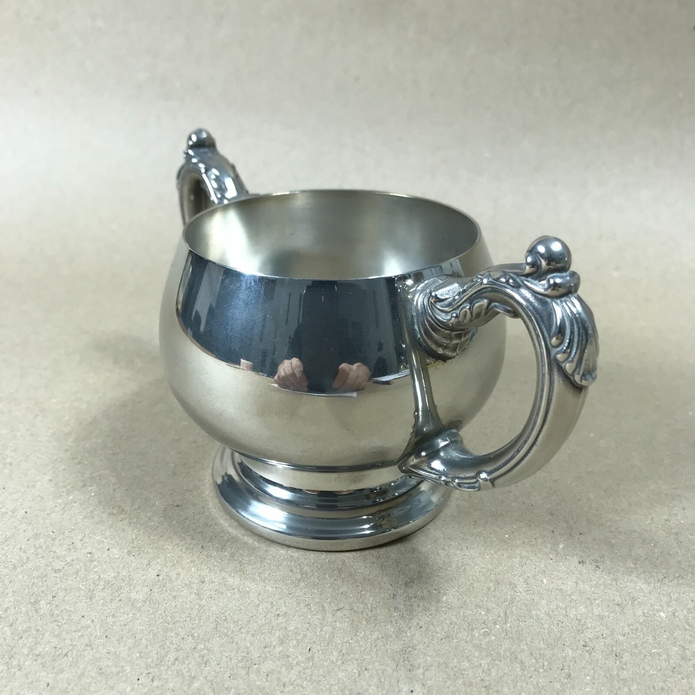 Oneida USA Silver Plate Double Handled Cup