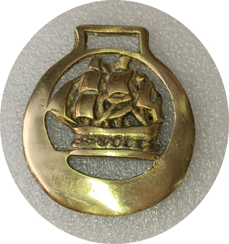 SAILING SHIP -  horse brass (8068)