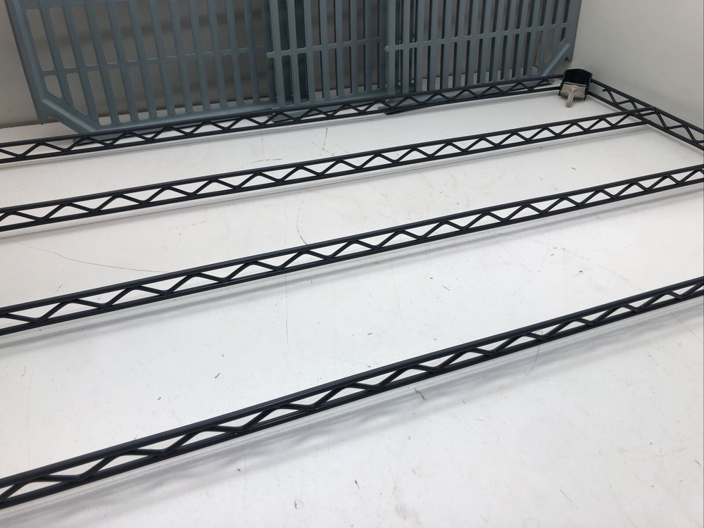 Metro H-6214 Vented Plastic Shelf