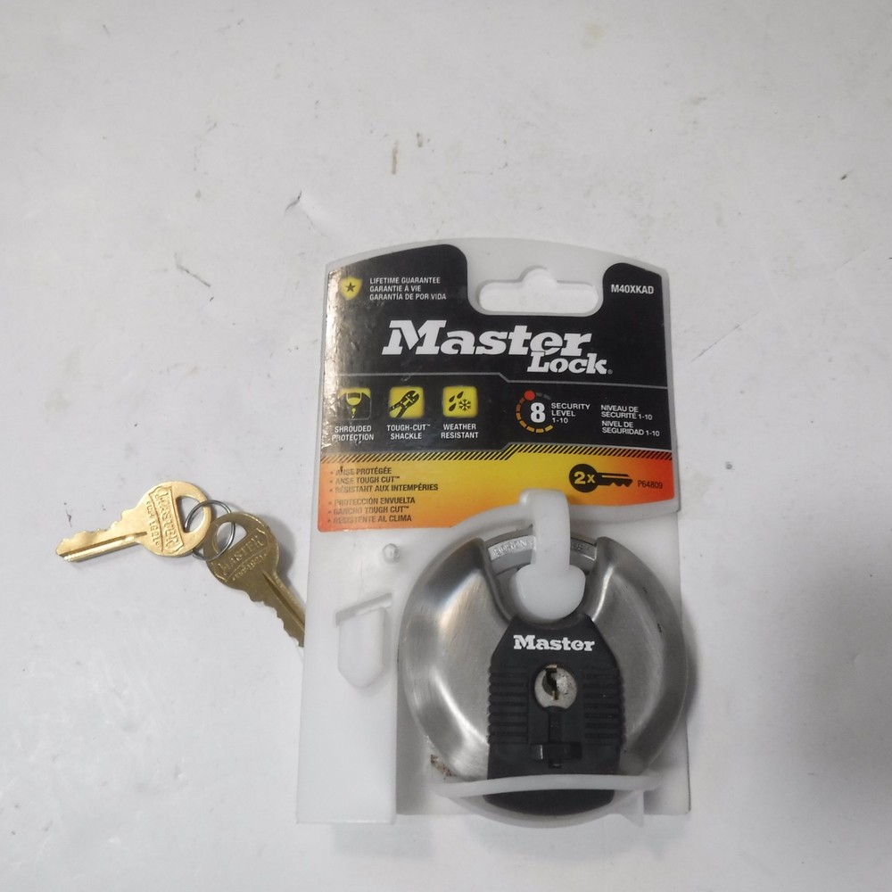 Master M40XKAD shrouded padlock