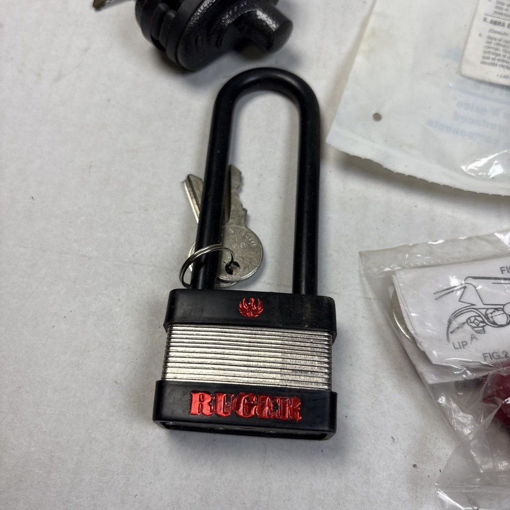 Gun Lock Lot Ruger Master Lock Cable & Trigger Locks w/ Keys – 5 Pieces