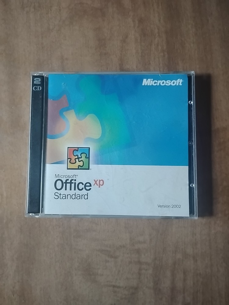 Microsoft Office XP Standard Version 2002 PC Software 2 Discs With Product Key