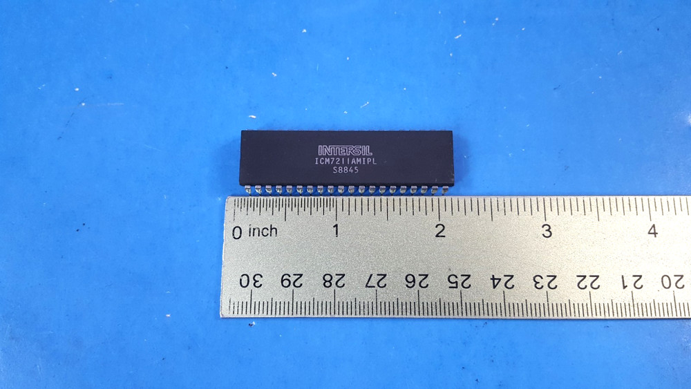 ONE- IC DRIVER, ICM7211AMIPL, INTERSIL, 40PDIP