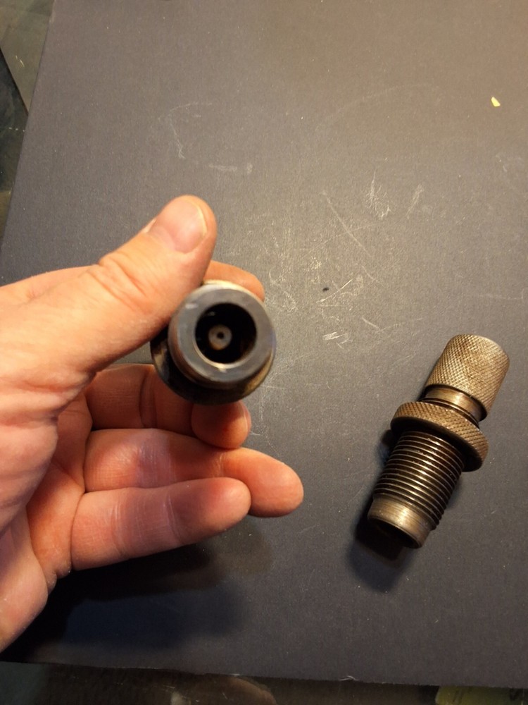 VINTAGE PACIFIC RELOADING DIES 22 VAR 2 DIE SET