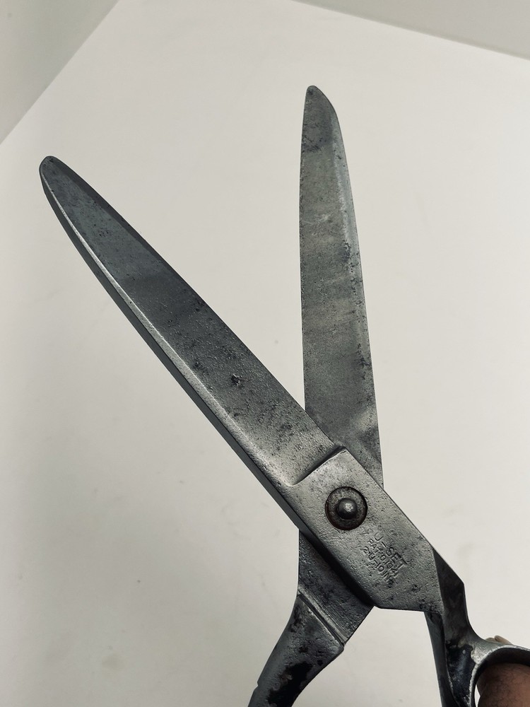 Vintage Reliance Compton Scissors 10”