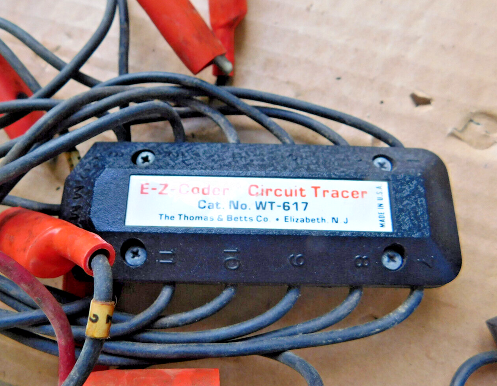 VINTAGE E-Z CODER ELECTRIC CIRCUIT TRACER WITH MULTIPLE LEADS TESTER