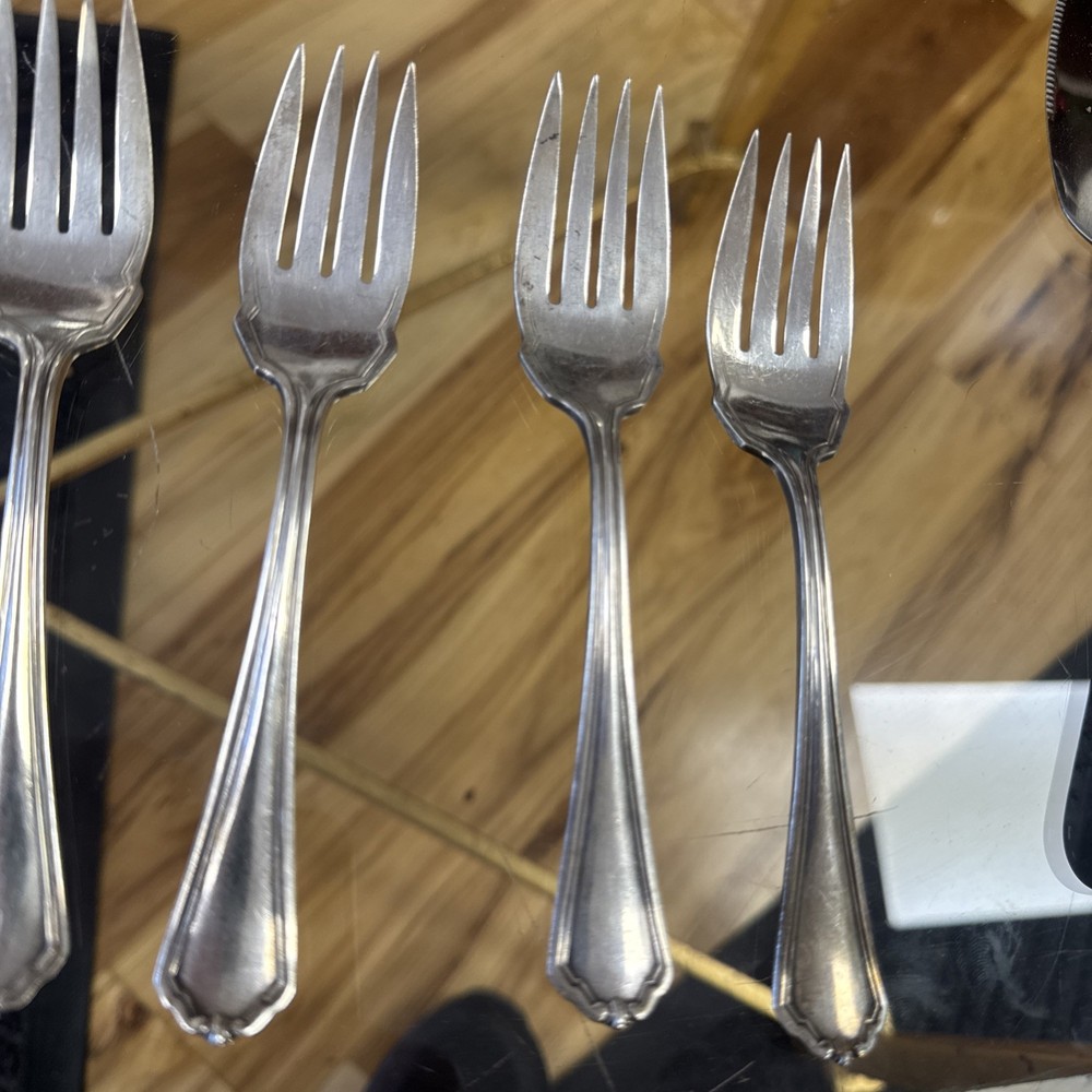 Set Of 6 Rogers AA Dinner Forks
