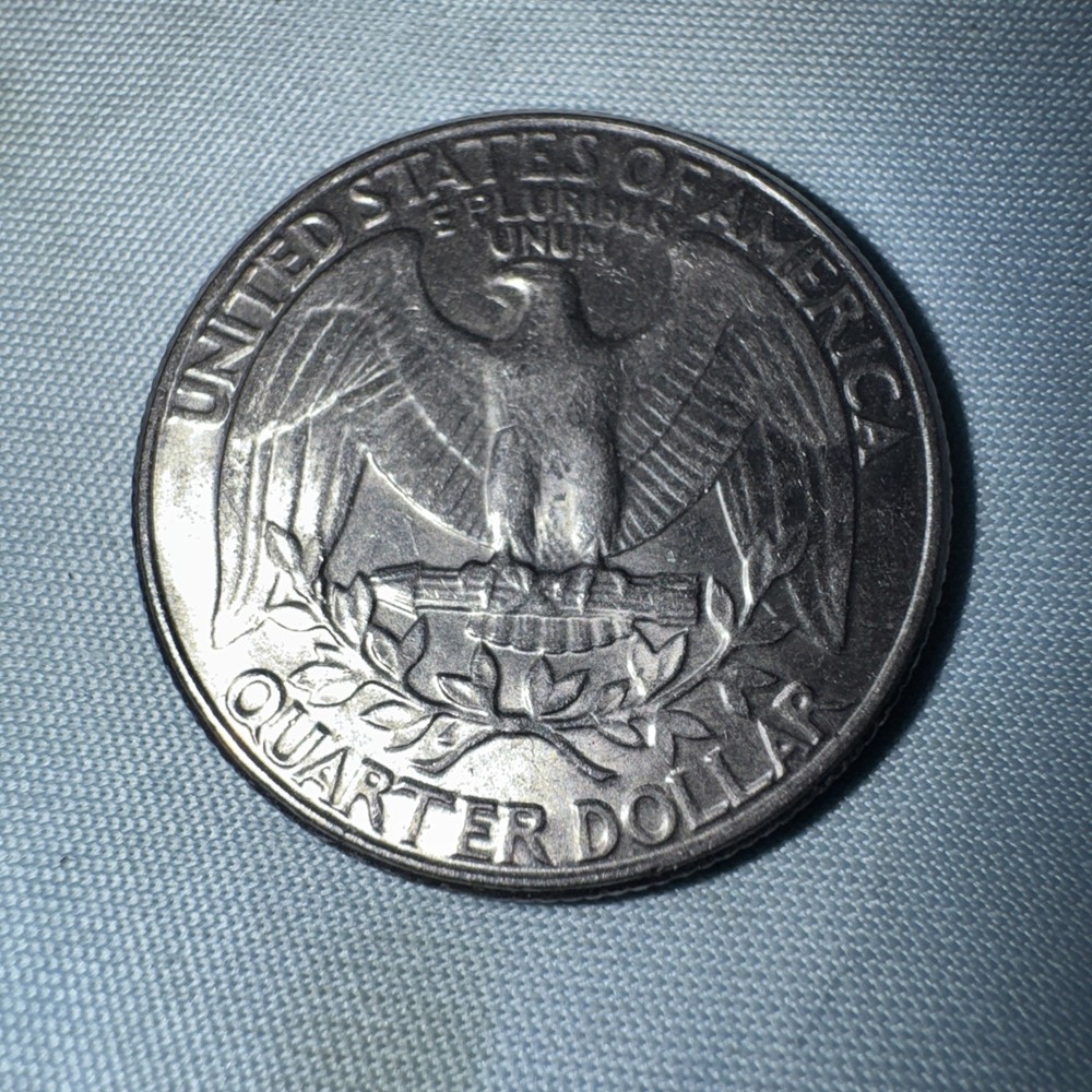 1982 D Quarter Errors In Cod We Trust' VF Condition Rim Errors Off Center Nice!