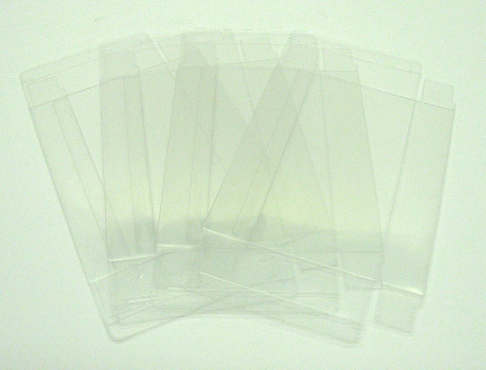 5X NINTENDO FAMICOM MEDIUM CIB GAME - CLEAR PLASTIC PROTECTIVE BOX - READ!