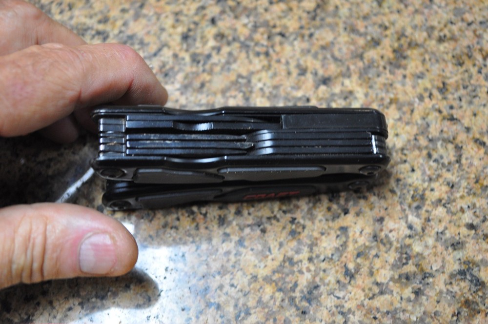 Coast LED135 Micro Pliers Multi-Tool Functions With Dual LED Lights used see pic