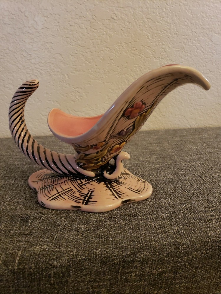 Hull USA Pottery Ceramic pink Cornicopia