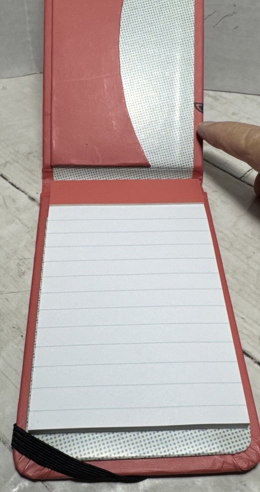 Hallmark “Peanuts” Notepad 50 Sheets Pocket Notes Lucy & Snoopy