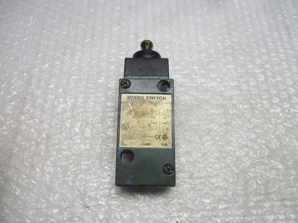 MICROSWITCH LSD6B LIMIT SWITCH (AS PICTURED) UNMP
