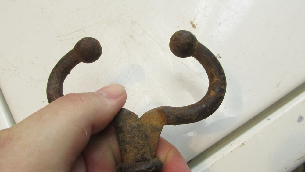 VNTG Spring Loaded Bull Nose Ring