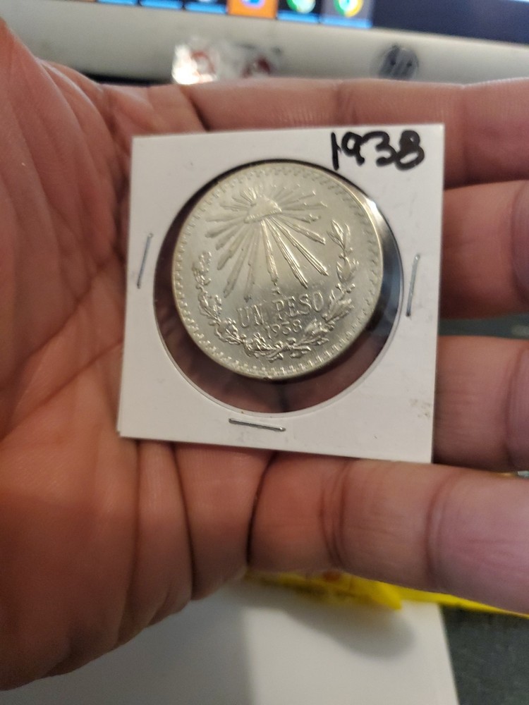 1938 Mexico Un Peso Silver Coin