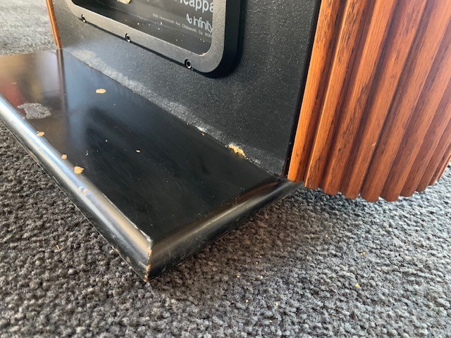 Infinity Kappa 8 Speaker - Fully functional - Sounds wonderful!