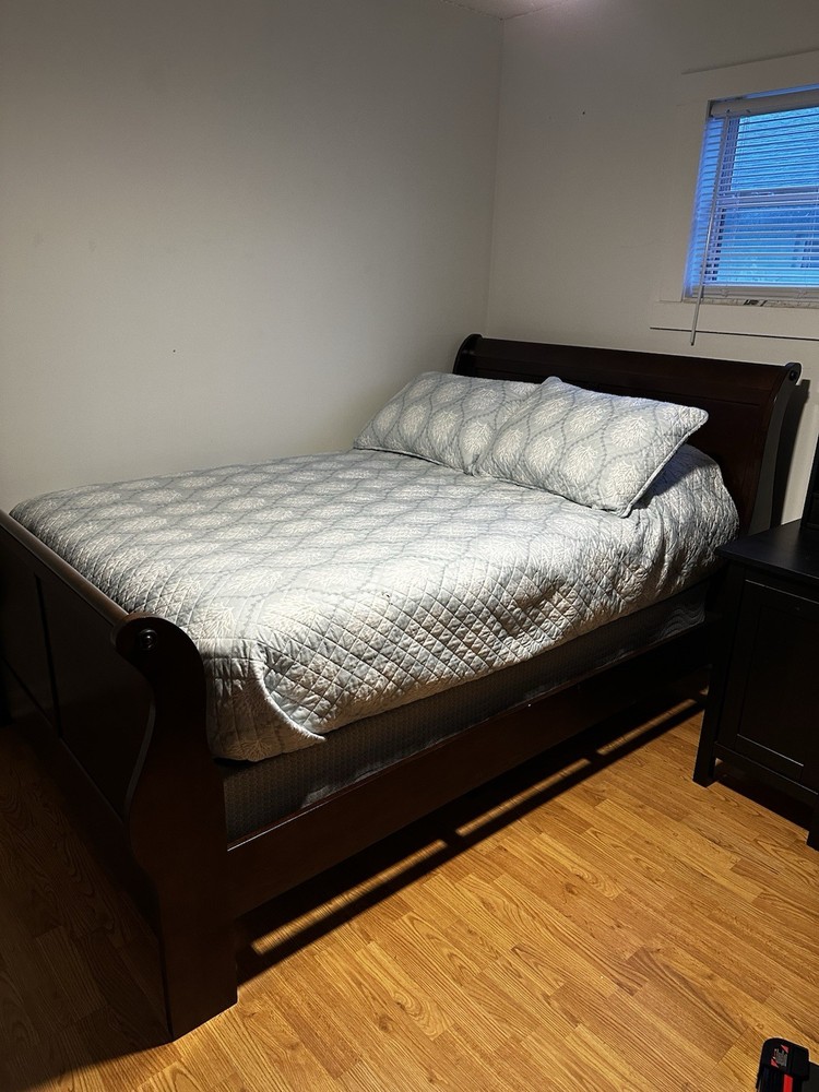 Bed Room Set 5 Piece