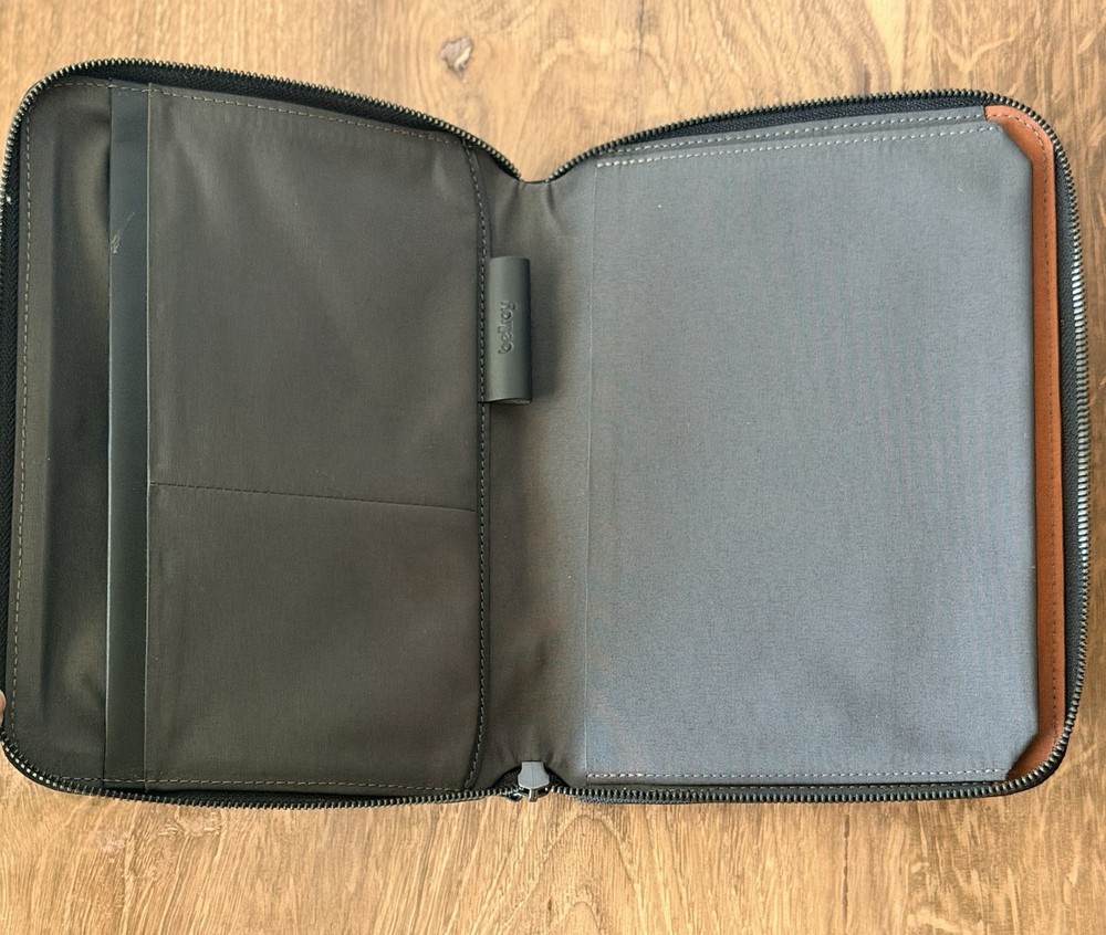 Bellroy A5 Zip Folio Organizer Notebook Case w/ Bellroy Notebook Insert