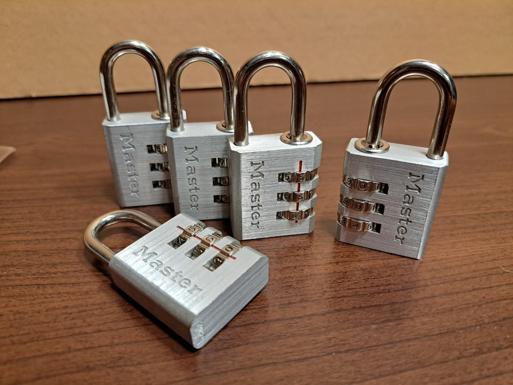 5 MASTER COMBINATION LOCKS w CHANGEABLE COMBINATION FEATURE w INSTRUCTIONS
