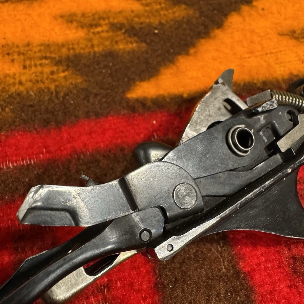 REMINGTON 1100 TRIGGER ASSEMBLY 12 Ga.