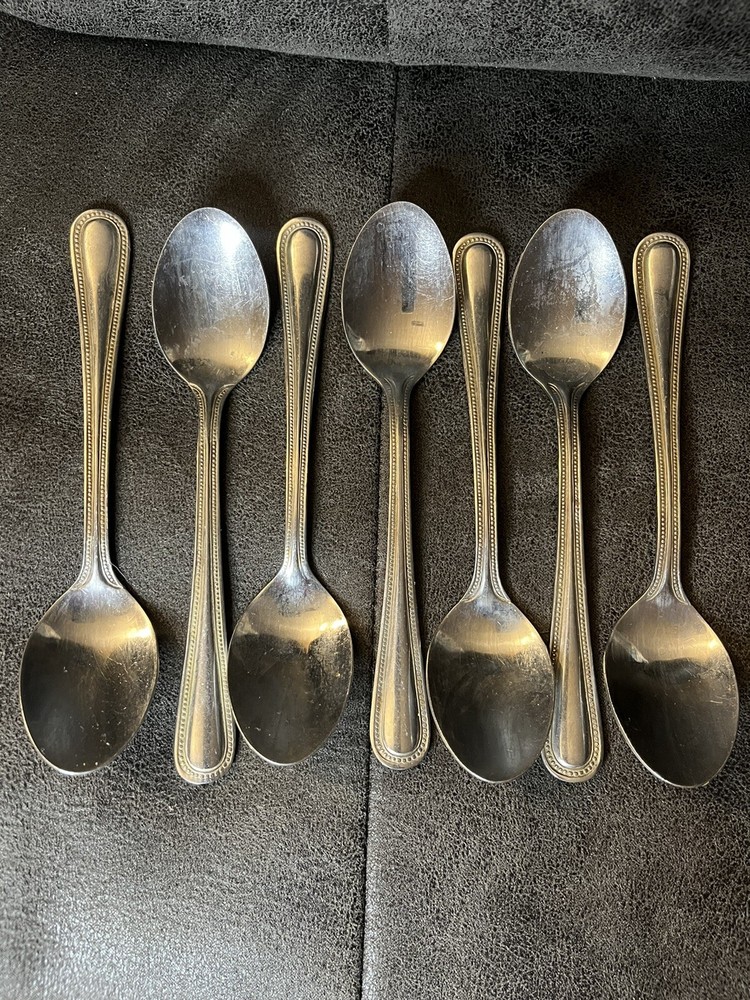 Lot Of 23 Pcs Unbranded Flatware With Beaded Pattern Handles