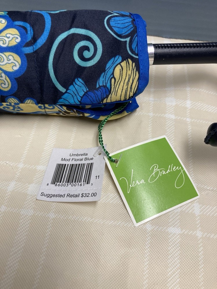 NWT Vera Bradley Umbrella Mod Floral Pattern Retired