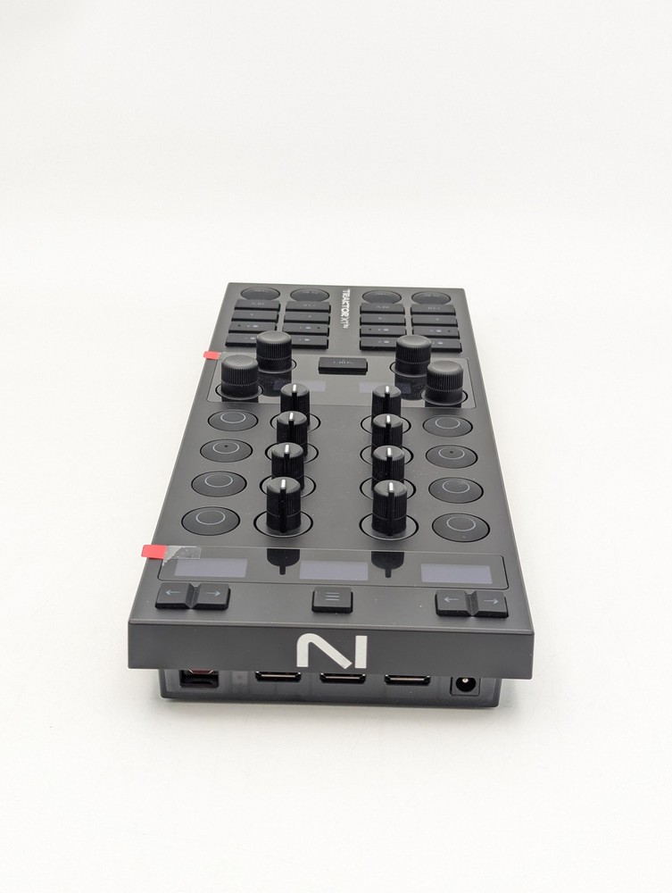 Native Instruments Traktor X1 MK3 DJ Controller Module (NI-29149) | Black