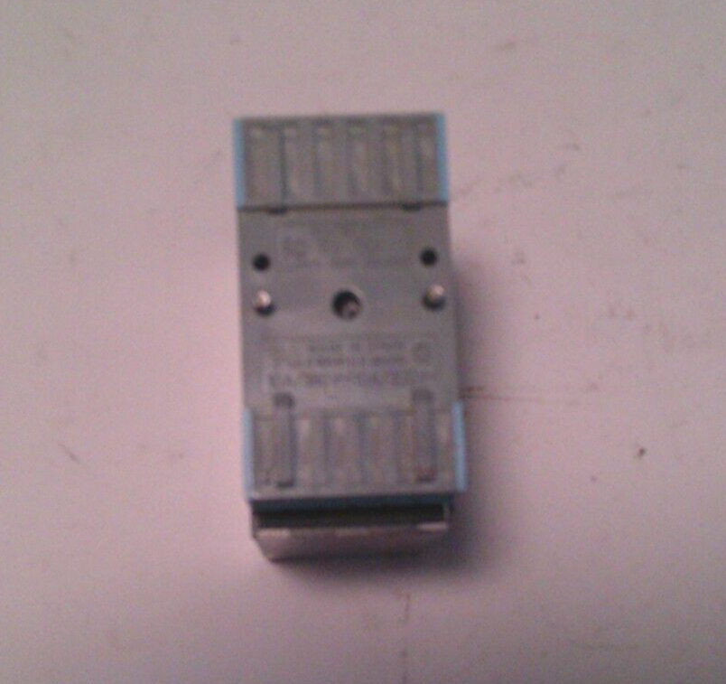 Elres Type SA292 Programable Multitimer Relay Switch W/Base 24V AC/DC, 250V