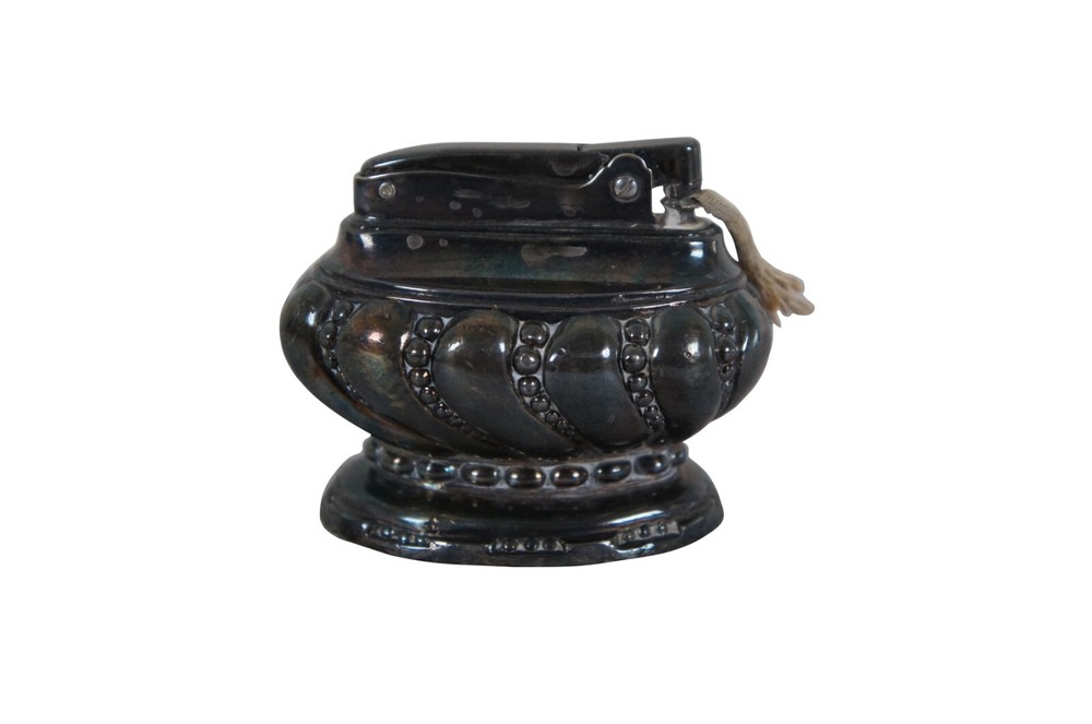 Mid Century Ronson Crown Silver Plate Cigarette Cigar Table Parlor Lighter 3"