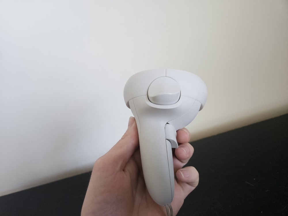 Meta Oculus Quest 2 VR RIGHT Hand Controller Only -Free Shipping