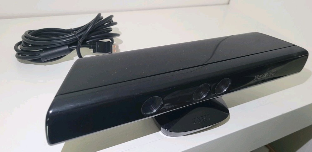 Official Microsoft Xbox 360 Kinect Motion Sensor Bar Model 1414 Works Great