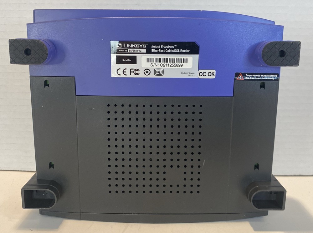 Linksys Etherfast 4-Port Switch 10/100 Wired Cable/DSL Router (BEFSR41 v2) GREAT