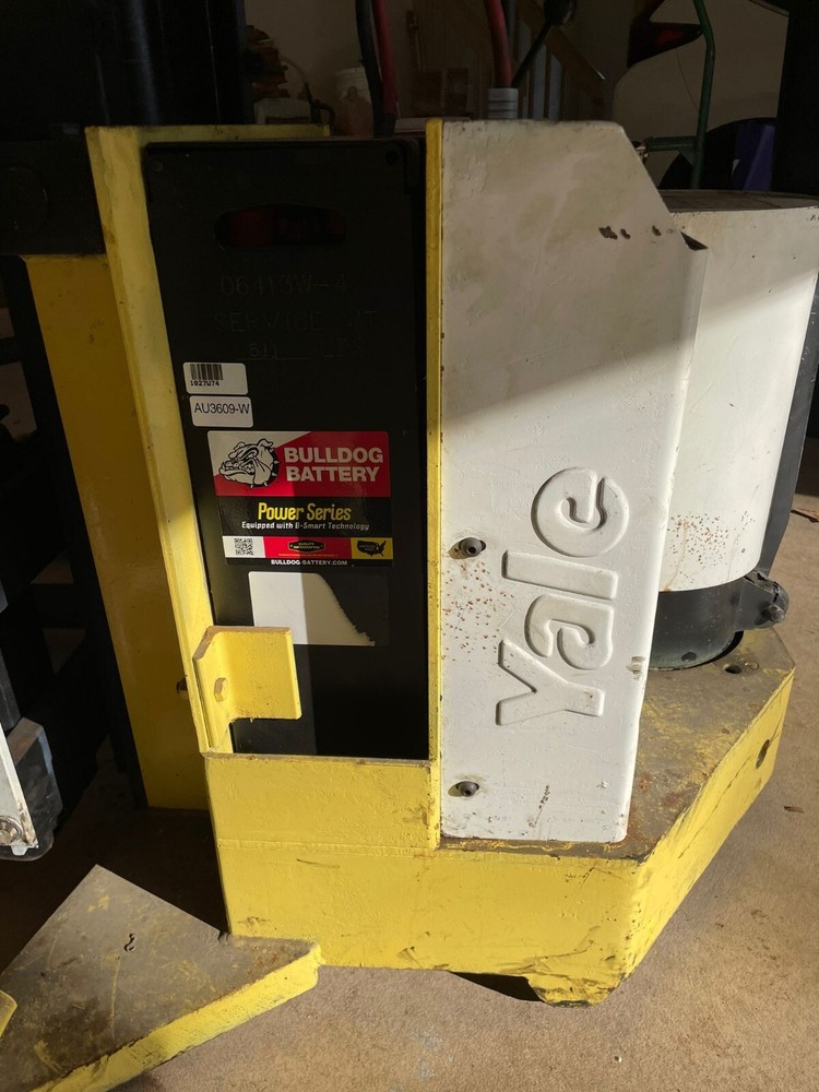 Yale 162G Type E 3000 lbs Walk Behind Forklift
