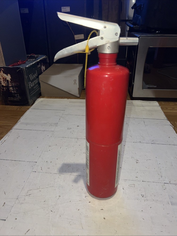 BADGER 250MB-1 Fire Extinguisher