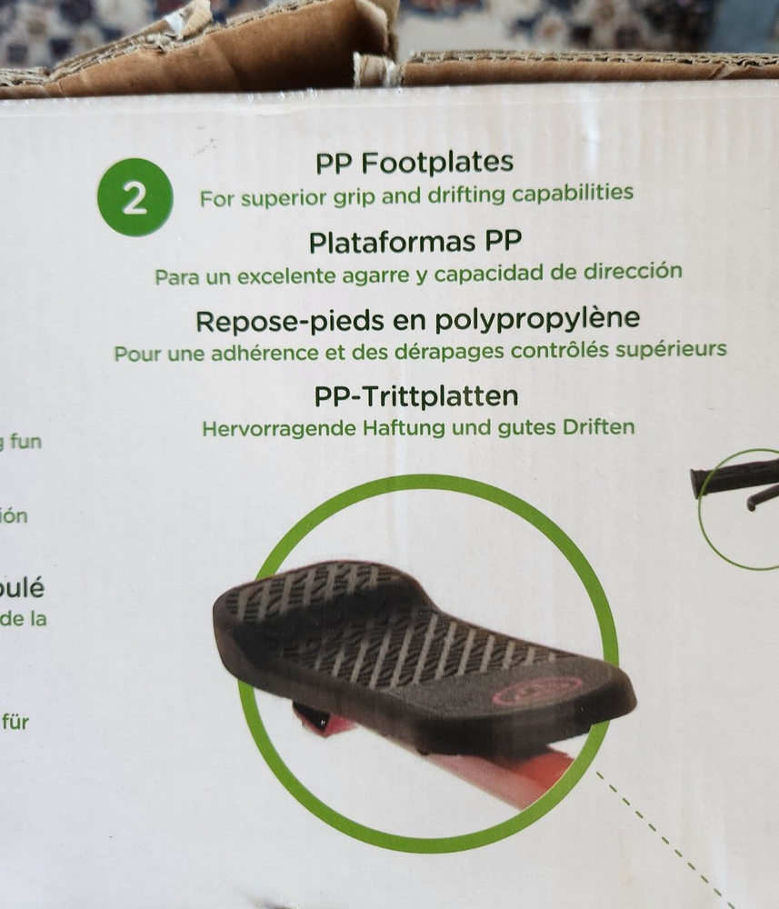 Yvolution Ultimate Self Propelling Scooter Fliker F3 flow series New