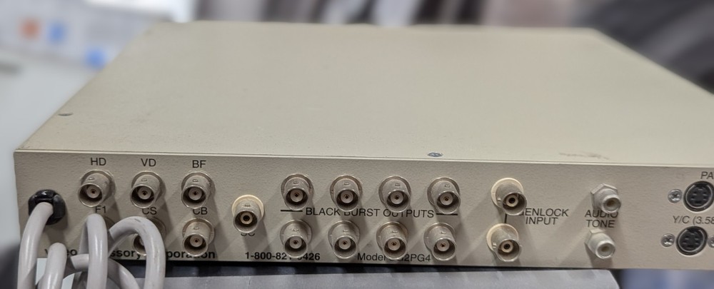 VAC SG2PG4 Black Burst Sync Generator Genlock Pattern Generator SMPTE Bars
