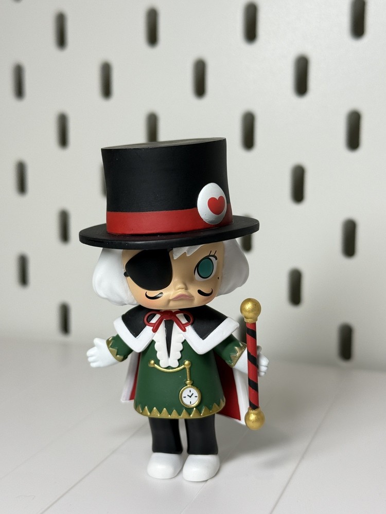 Popmart Nutcracker Molly Confirmed Figure~Uncle Drosselmeyer White