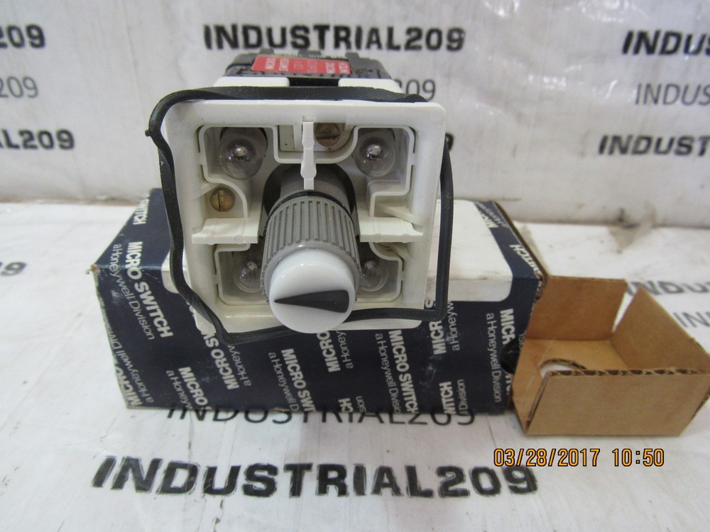 HONEYWELL MICRO SWITCH SELECTOR MODULE 911PLD511MA NEW IN BOX