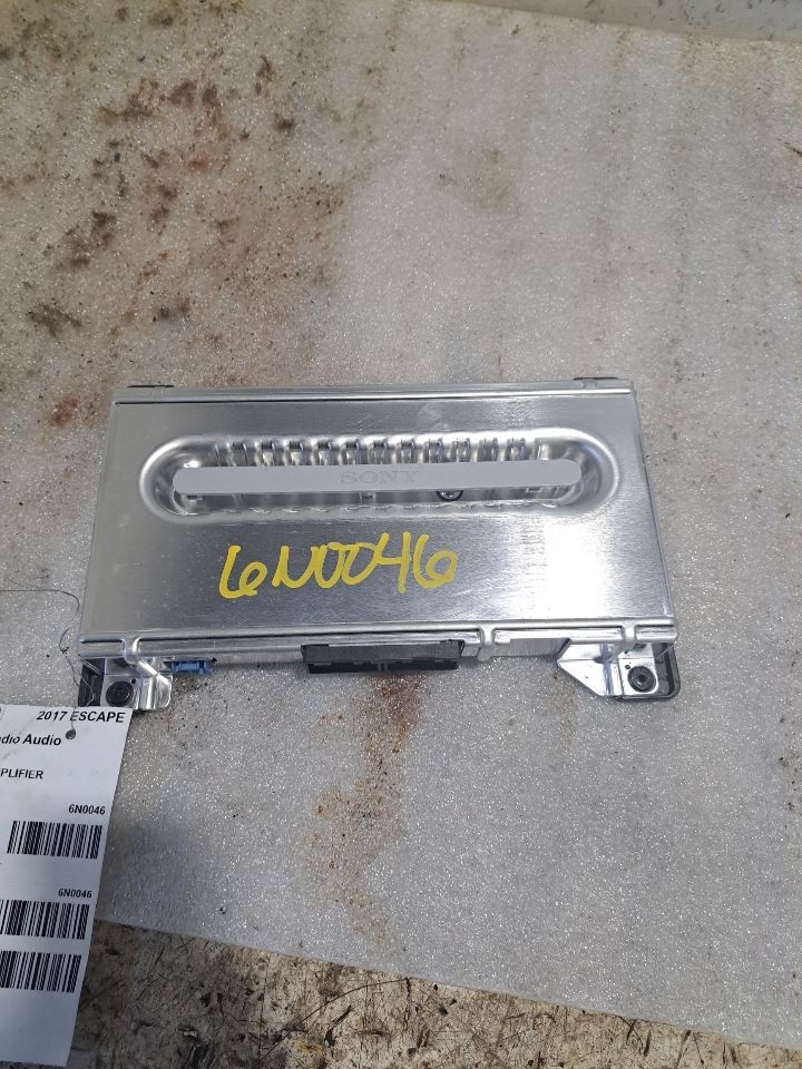 2017 Escape Amplifier Sku#4348878