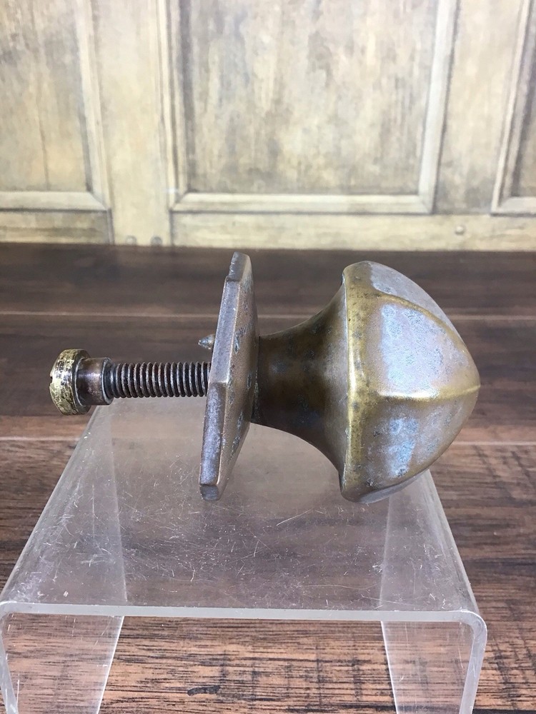ANTIQUE BRASS OCTAGONAL FRONT DOOR KNOB / CENTRAL DOOR PULL.