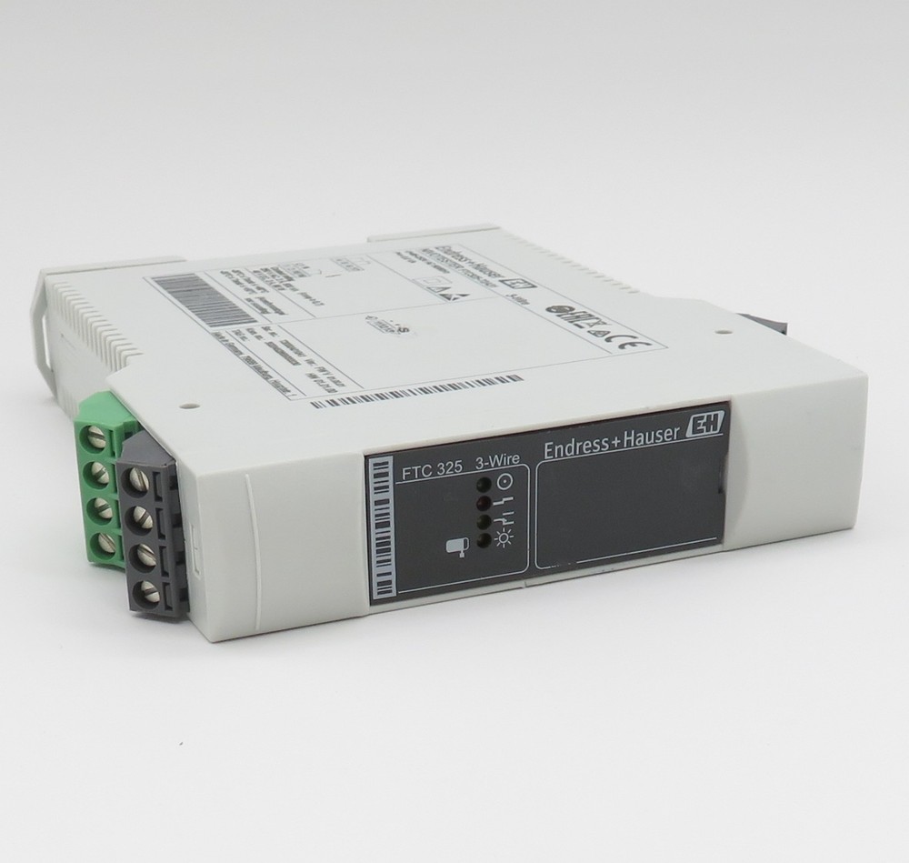 ENDRESS+HAUSER Nivotester FTC325-72A31 3-Wire Capacitive Limit Switch 3-Wire
