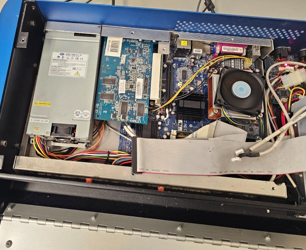 High End Systems Hog iPC Stage Theater Lighting Console Controller Hog3PC Hog2PC