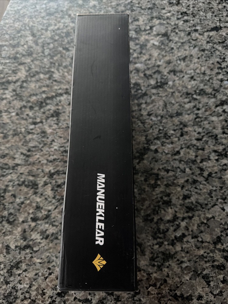 MANUEKLEAR Weight Lifting Belt – Size M